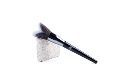 Eyelash Cleansing Brush